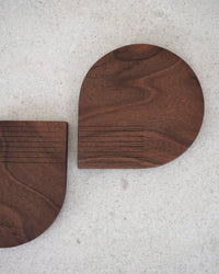 2er Set Walnuss Untersetzer Ela angeschnitten