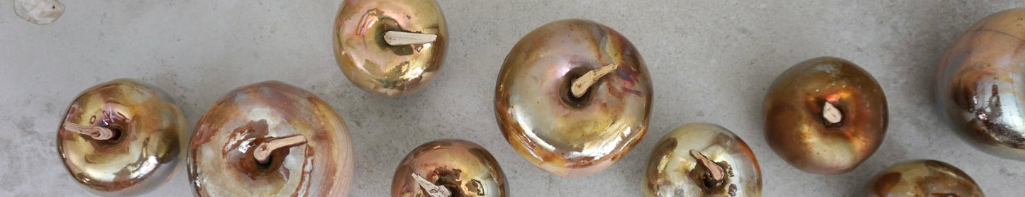 Goldene Keramikäpfel Vjera Ansicht von oben