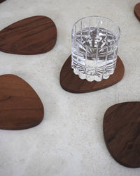 Untersetzer Vida in Walnuss mit Glas