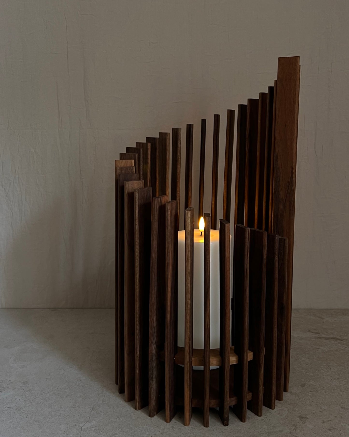 Windlicht Teja in Walnuss mit Kerze